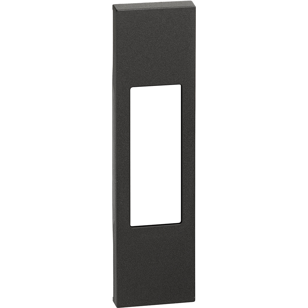 Cover nera 1 modulo Bticino Living Now KG02 Cover per prese standard Italia, pulsante a tirante, interruttore bipolare. Per articoli KW4033 - KW4002 - KW4113 - KW4180 - 1 modulo, Nero.