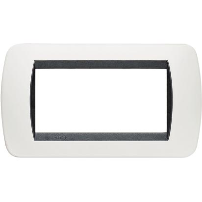 Placca 4 posti colore bianco Bticino LivingLight L4804PB