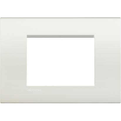 Placca quadra 3 posti colore bianco Bticino LivingLight LNA4803BI